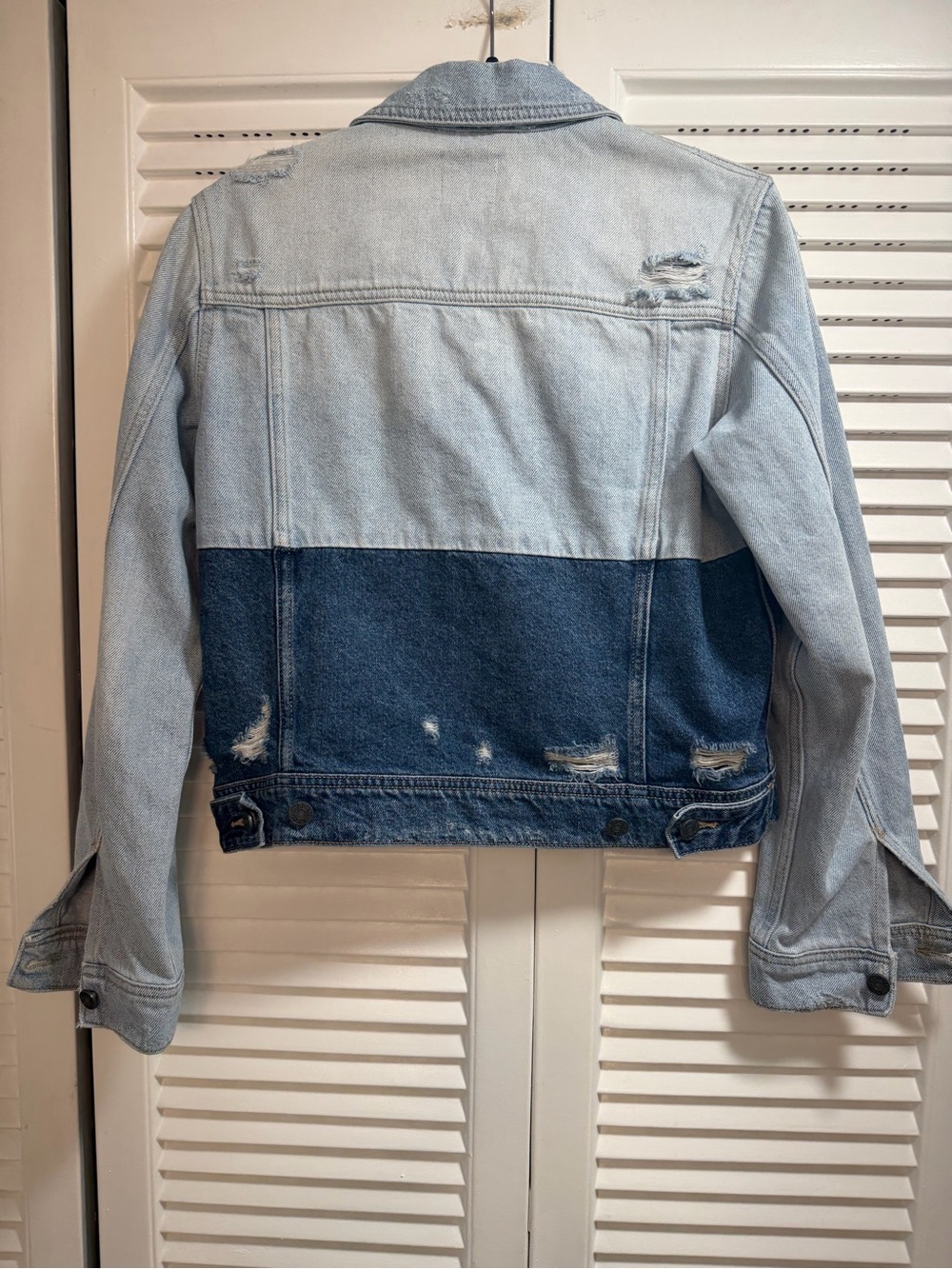 Hidden Denim Colorblock Distressed Two Tone Jacket Medium - Picture 2 of 3
